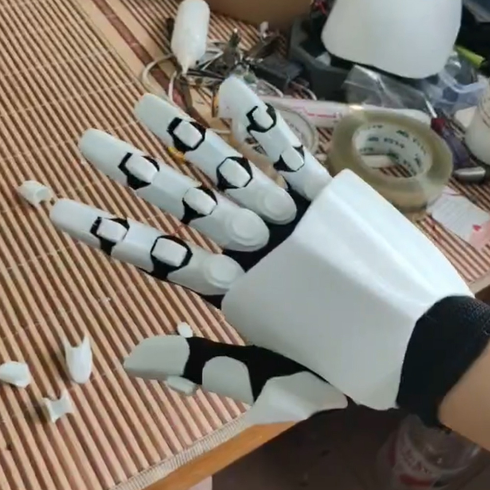 قفازات ميكانيكية مصنوعة من ماد - مراجعة 3D Printing Material وسعره